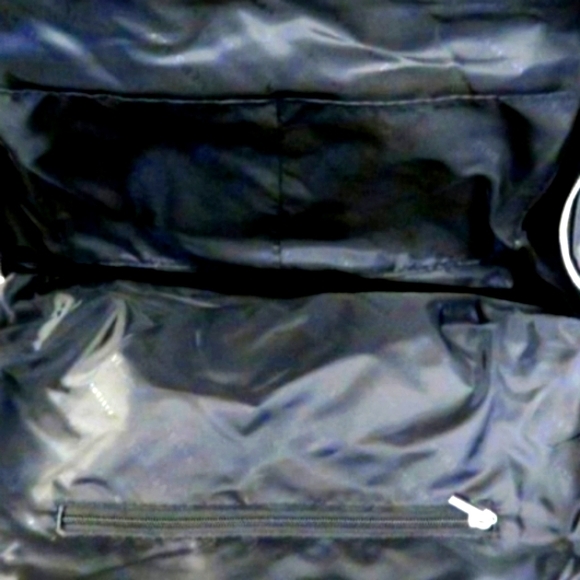 🖤 Versace® Parfum Black & Silver Nylon Tote Bag w/ Strap NEW! - Picture 9 of 11